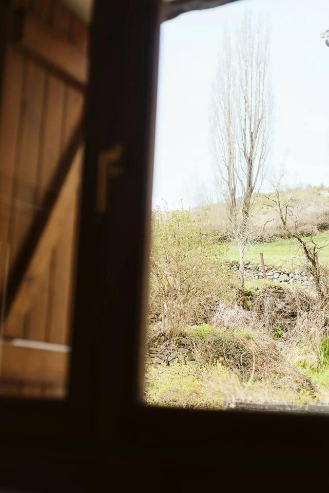 Cantal Sallent De Gallego Sencillo Y Acogedor Dış mekan fotoğraf